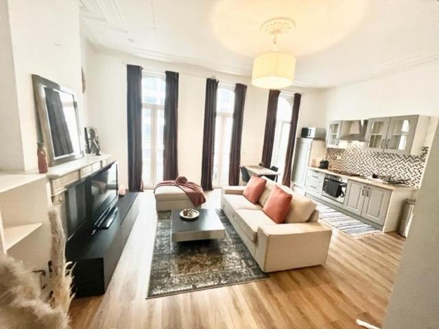 Modern Appartement In Hartje Gent Екстериор снимка