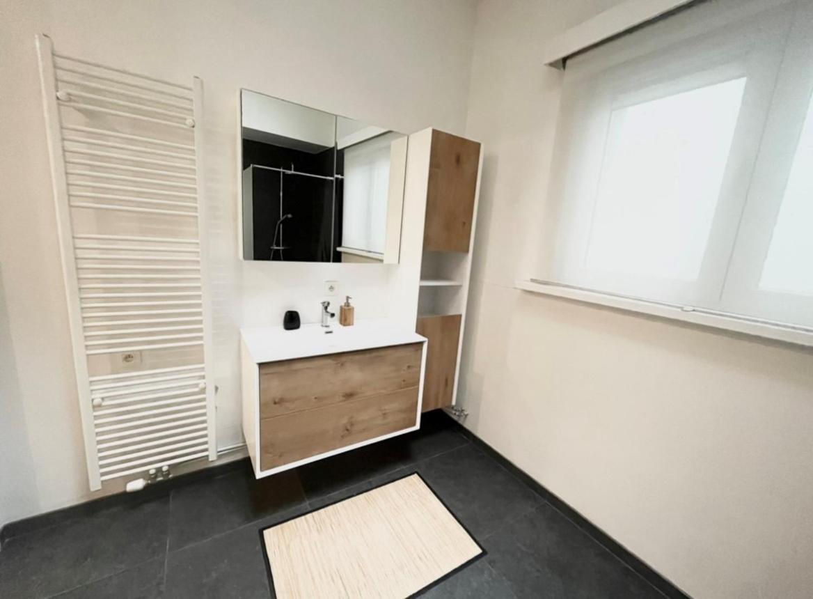 Modern Appartement In Hartje Gent Екстериор снимка